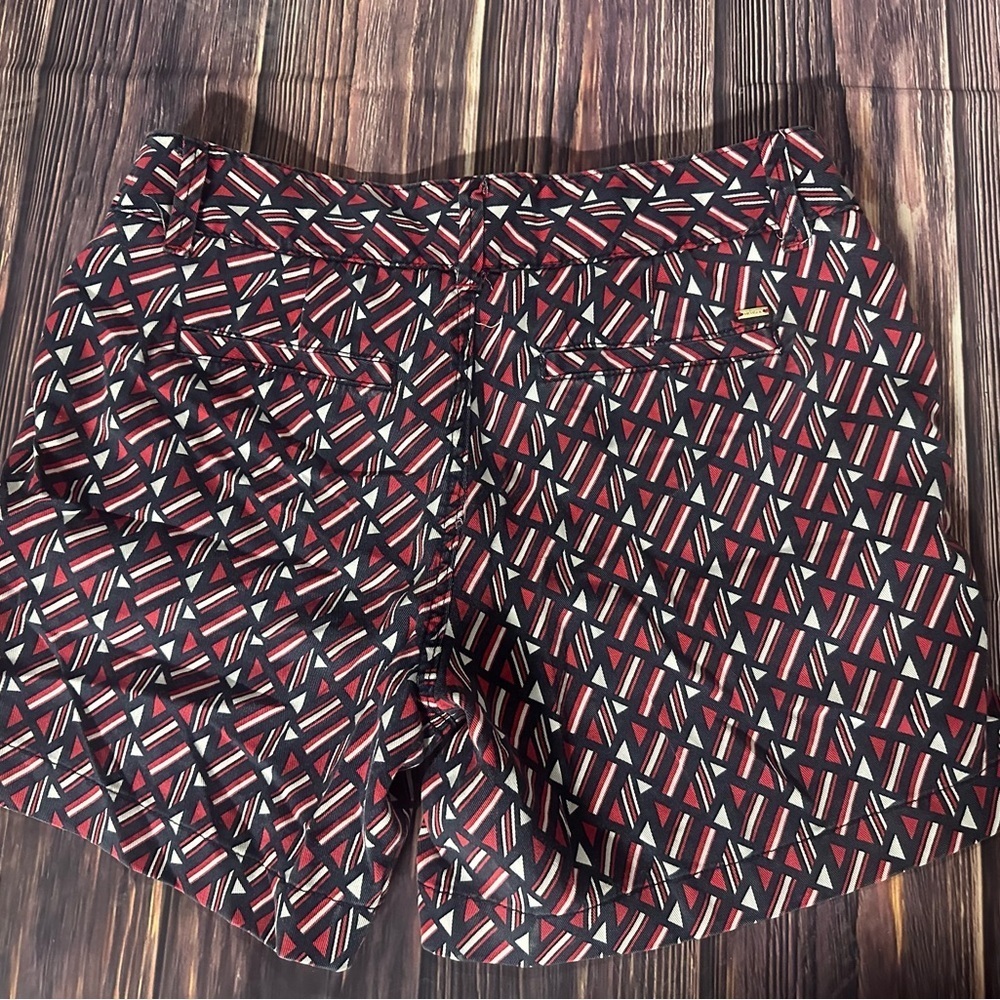 Tommy Hilfiger Geometric Patterned Women's Shorts - Picture 7 of 9